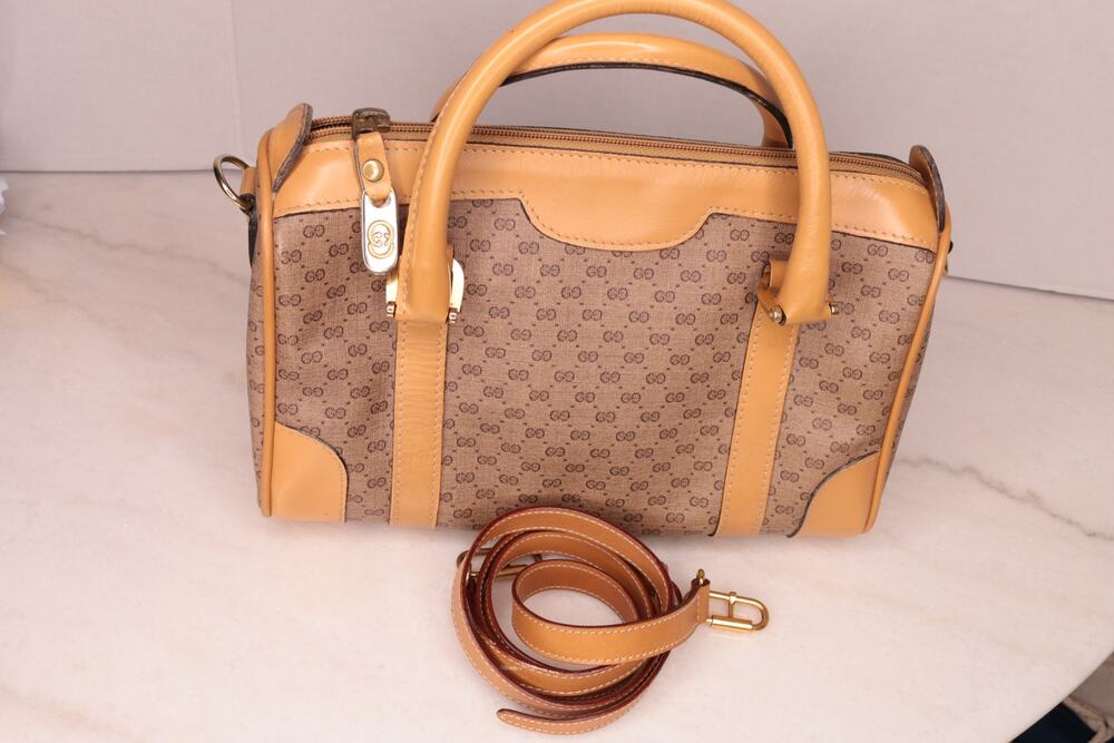 Vintage Gucci Micro GG Monogram Boston Bag Tan Leather 2-Way Strap Italy Dustbag